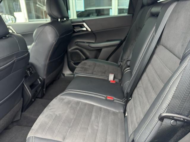 used 2023 Mitsubishi Outlander car, priced at $25,900