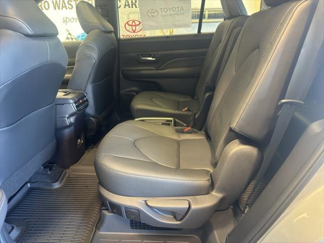 new 2025 Toyota Grand Highlander car, priced at $57,992