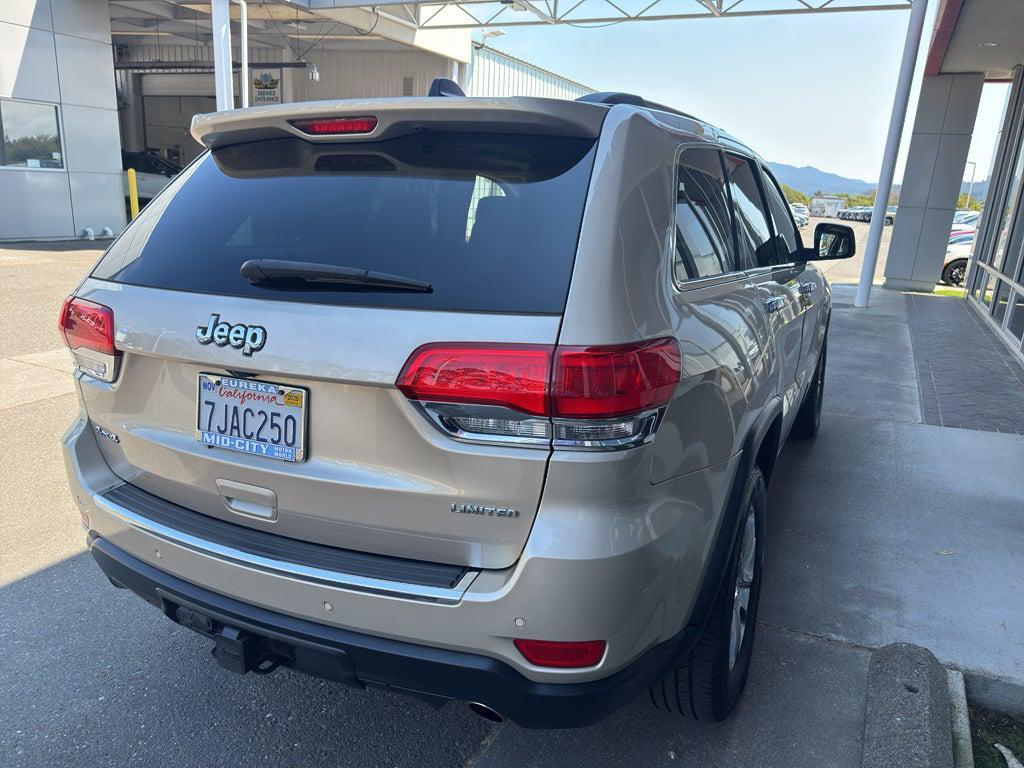 used 2015 Jeep Grand Cherokee car, priced at $15,999