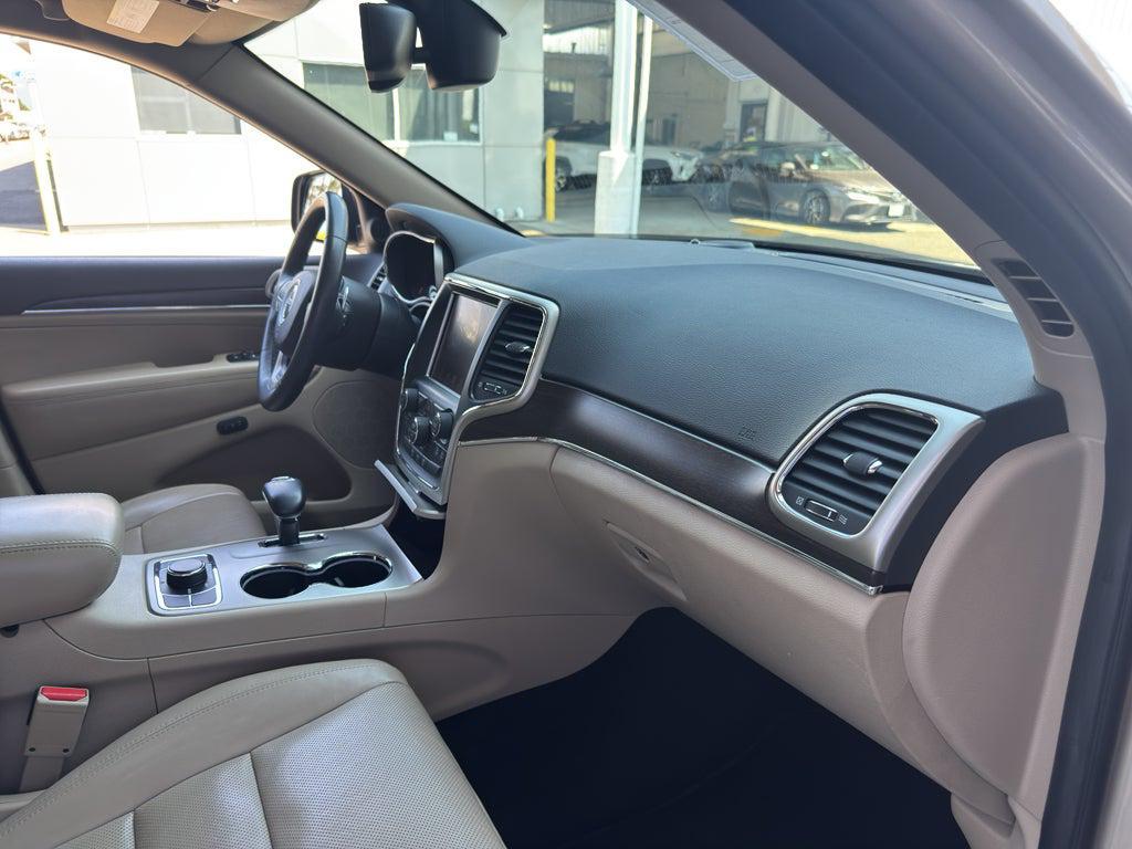 used 2015 Jeep Grand Cherokee car, priced at $15,999