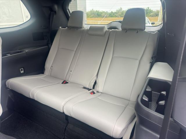 new 2025 Toyota Grand Highlander Hybrid car, priced at $64,582