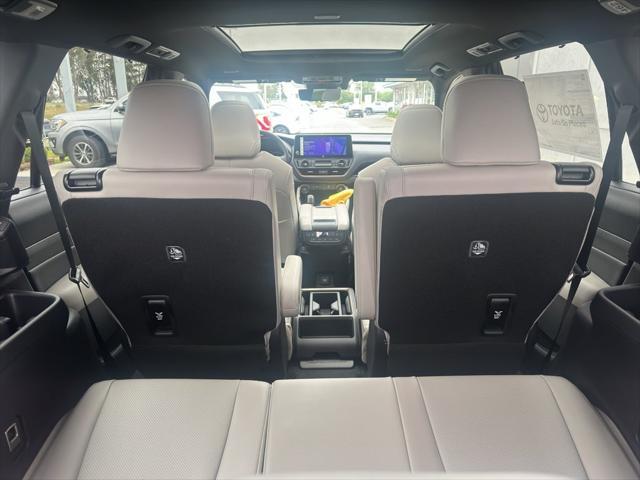 new 2025 Toyota Grand Highlander Hybrid car, priced at $64,582