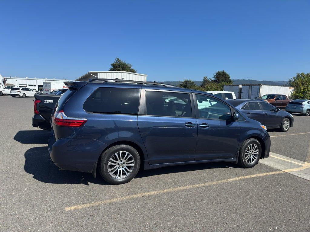 used 2018 Toyota Sienna car, priced at $29,999