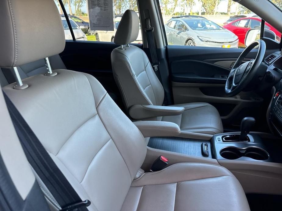 used 2016 Honda Pilot car, priced at $21,900