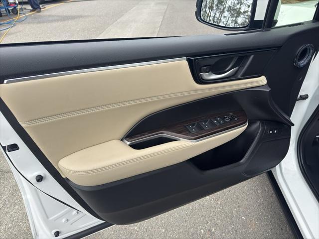 used 2019 Honda Clarity Plug-In Hybrid car, priced at $24,500