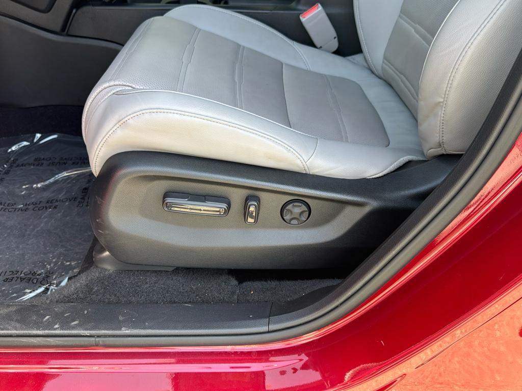 used 2022 Honda CR-V car, priced at $31,800