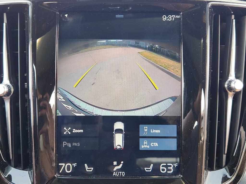 used 2020 Volvo V60 Cross Country car, priced at $29,990