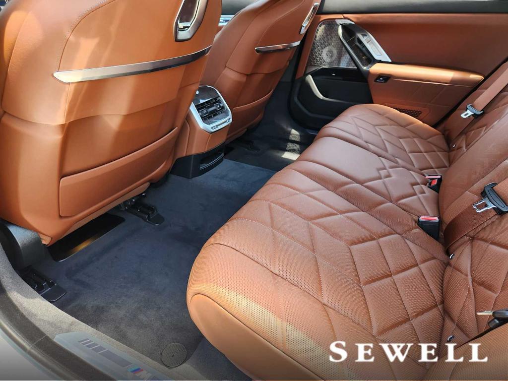new 2025 BMW 760 car, priced at $140,100