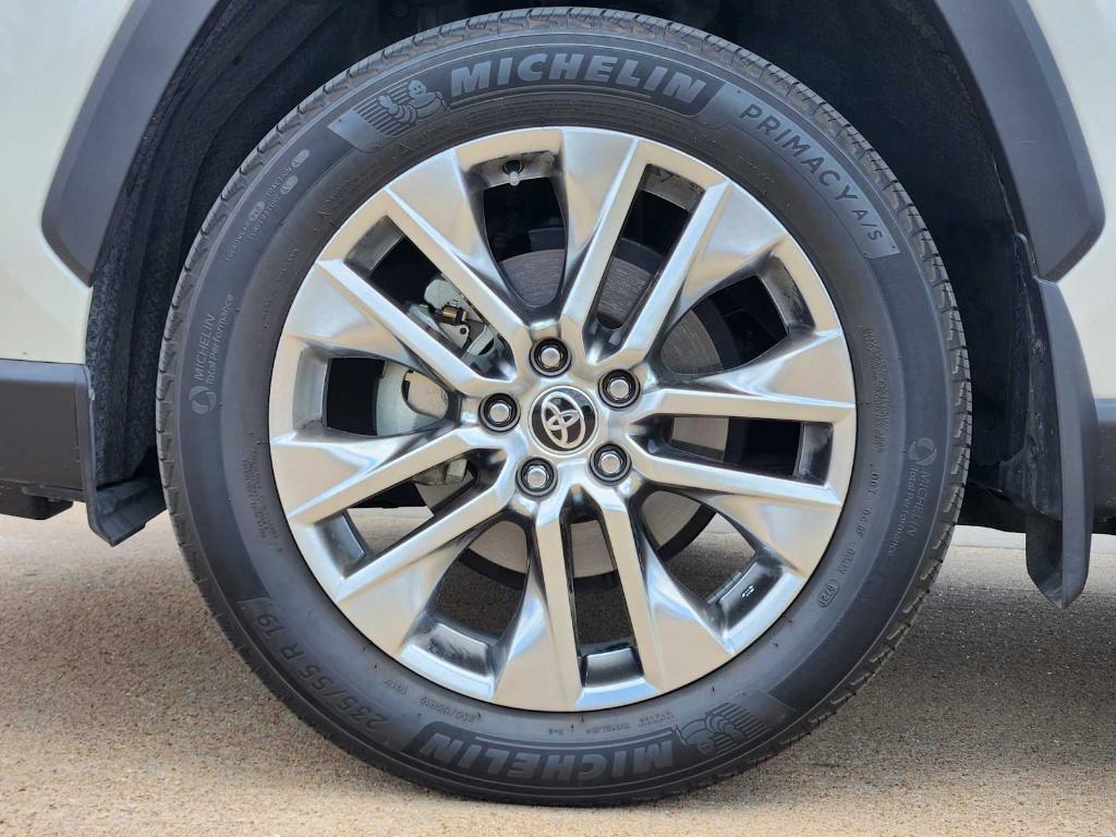 used 2021 Toyota RAV4 car, priced at $31,993
