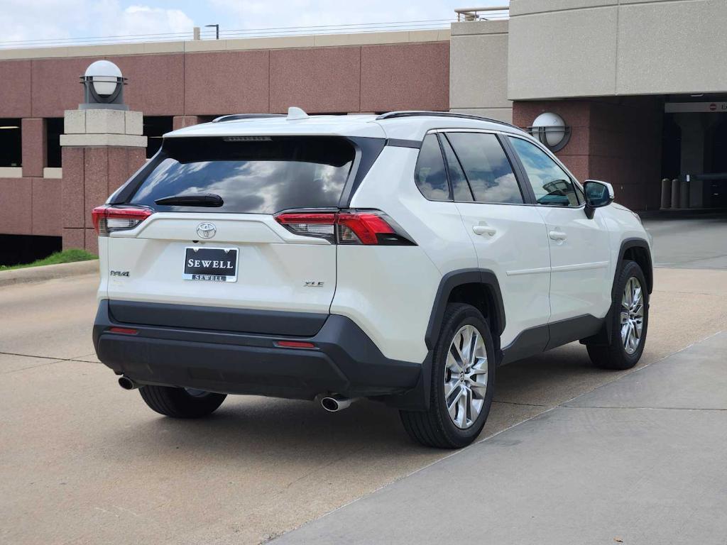 used 2021 Toyota RAV4 car, priced at $31,993