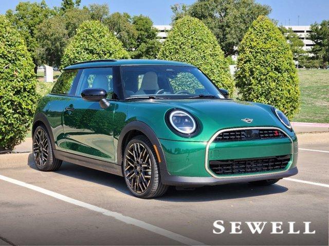 new 2025 MINI Hardtop car, priced at $37,820