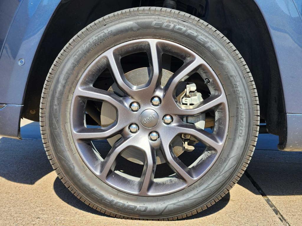 used 2020 Jeep Grand Cherokee car, priced at $26,990