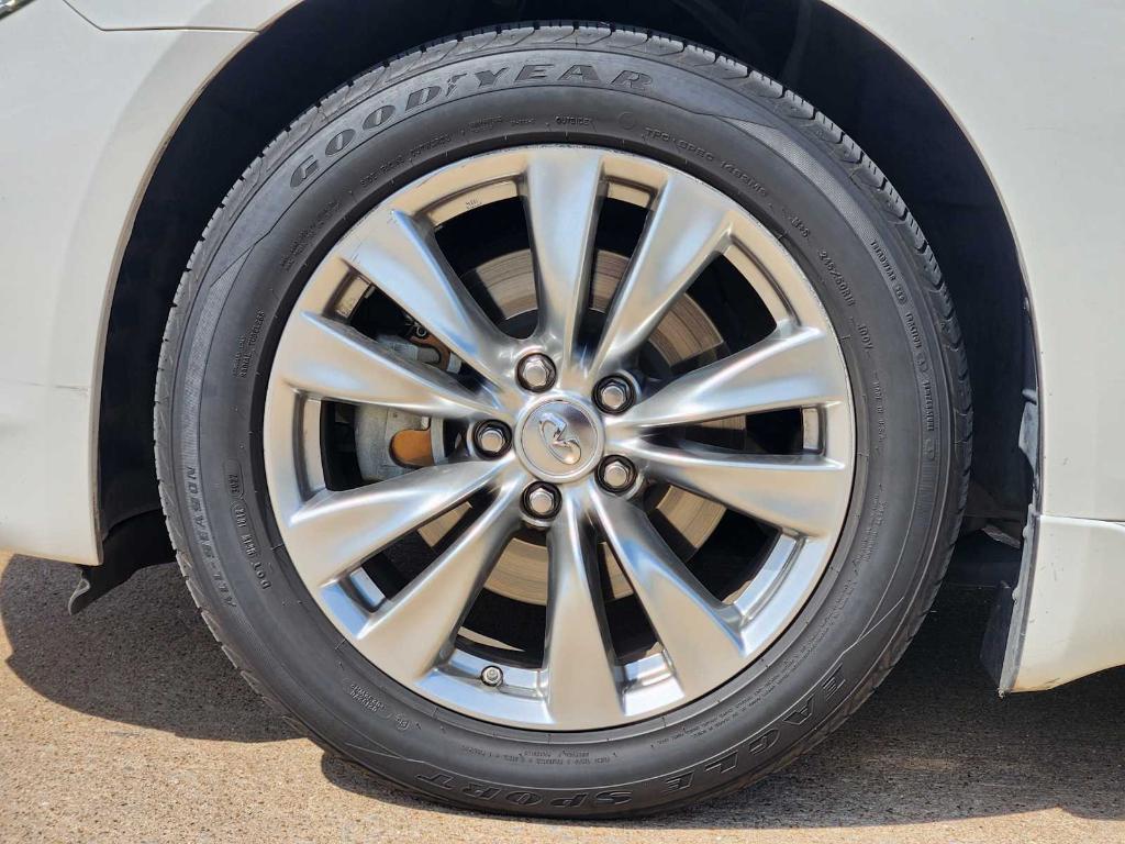 used 2013 INFINITI M37 car, priced at $13,990