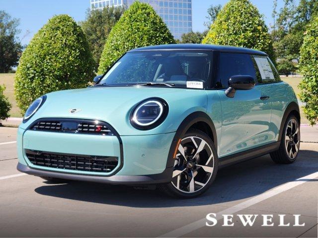 new 2025 MINI Hardtop car, priced at $35,970