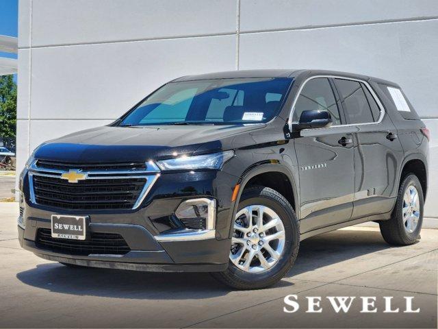 used 2022 Chevrolet Traverse car, priced at $27,991