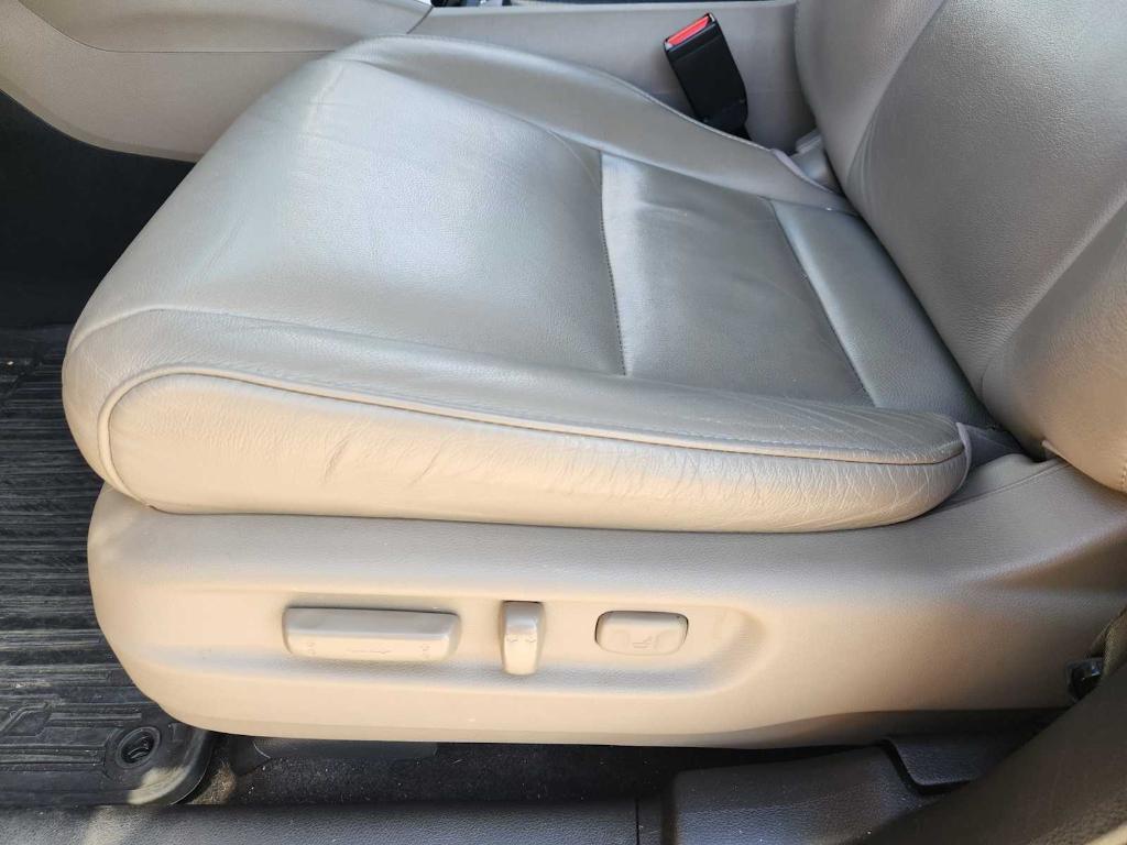 used 2017 Honda Pilot car, priced at $19,990