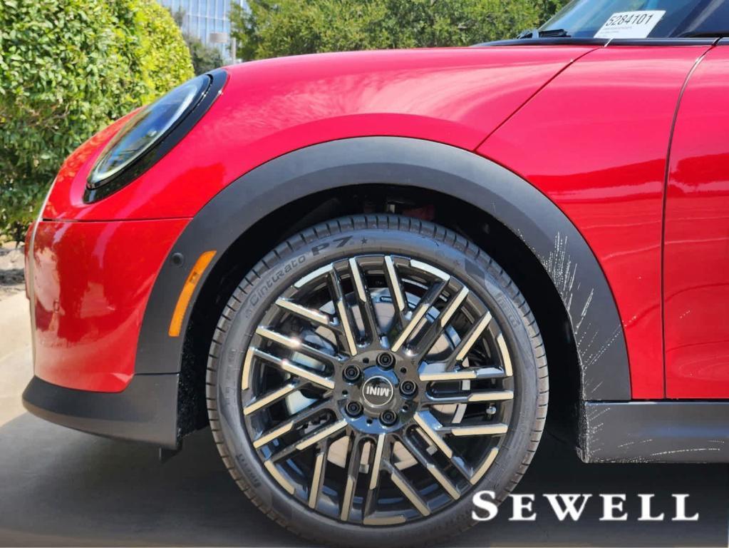 new 2025 MINI Hardtop car, priced at $35,595