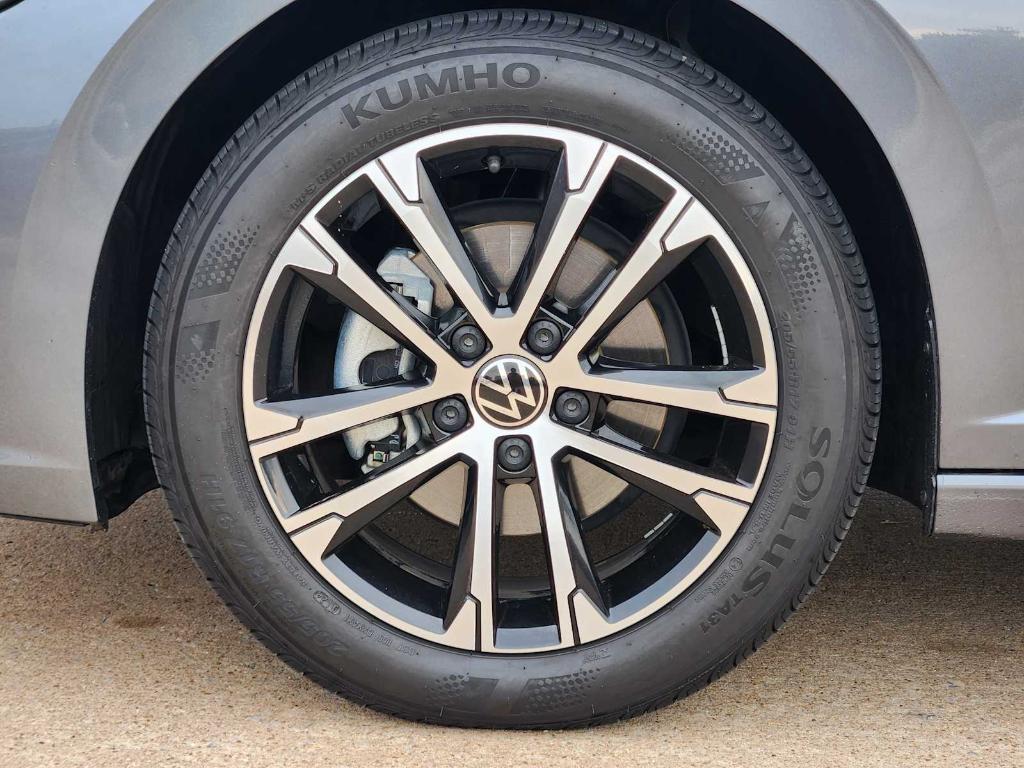 used 2024 Volkswagen Jetta car, priced at $19,991