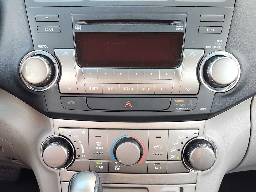 used 2012 Toyota Highlander car, priced at $14,990