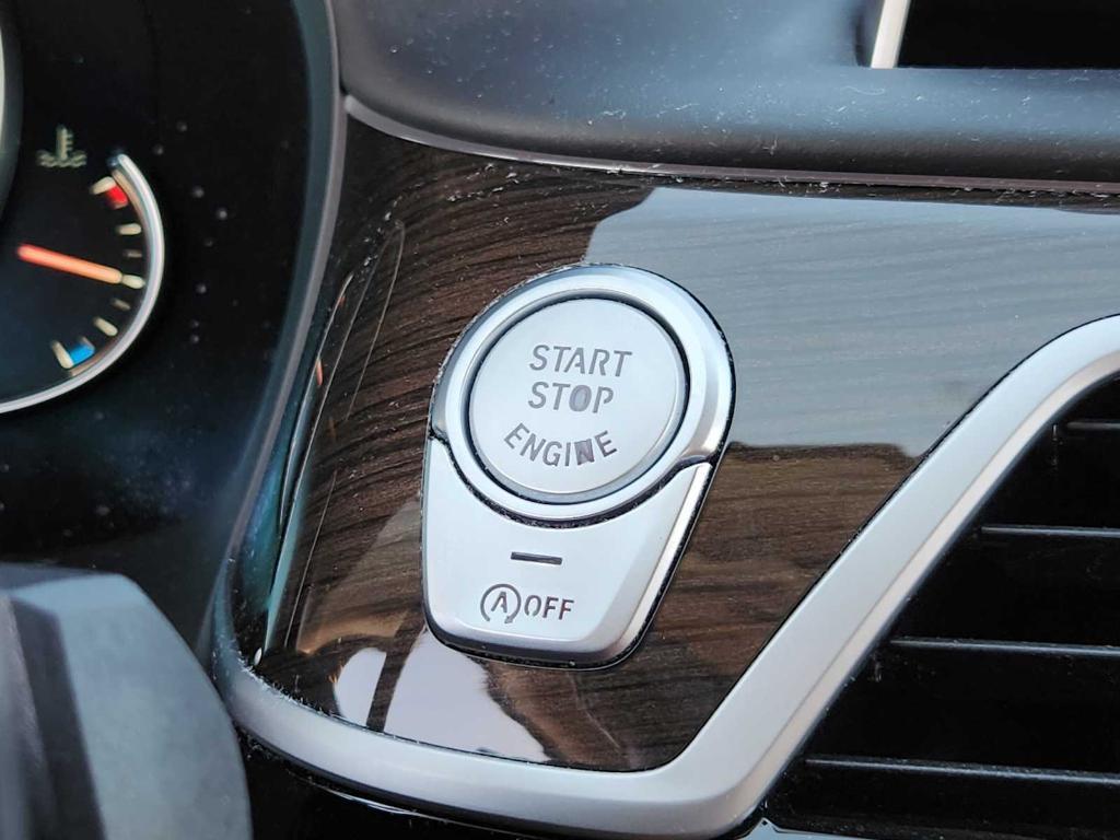 used 2019 BMW 750 car