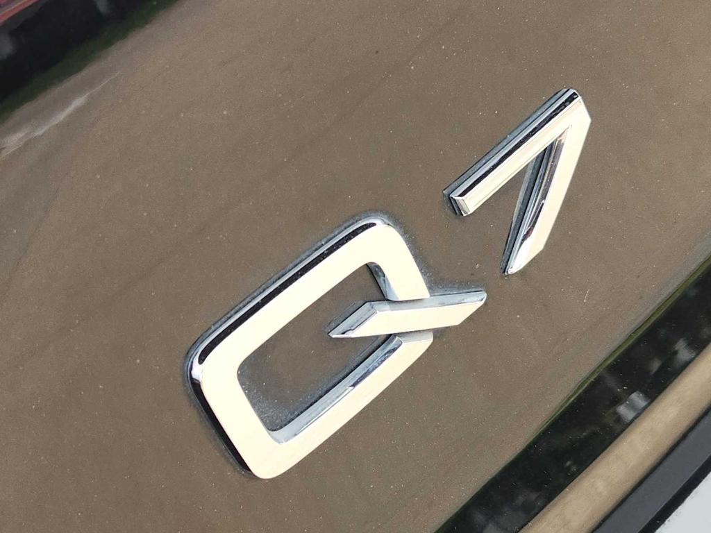 used 2023 Audi Q7 car, priced at $47,990