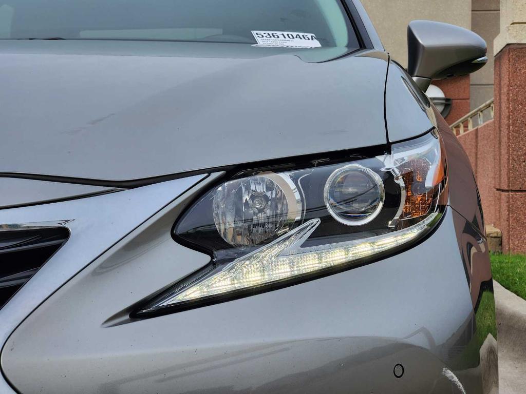used 2018 Lexus ES 350 car, priced at $24,890