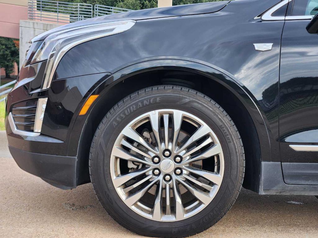used 2017 Cadillac XT5 car, priced at $21,443