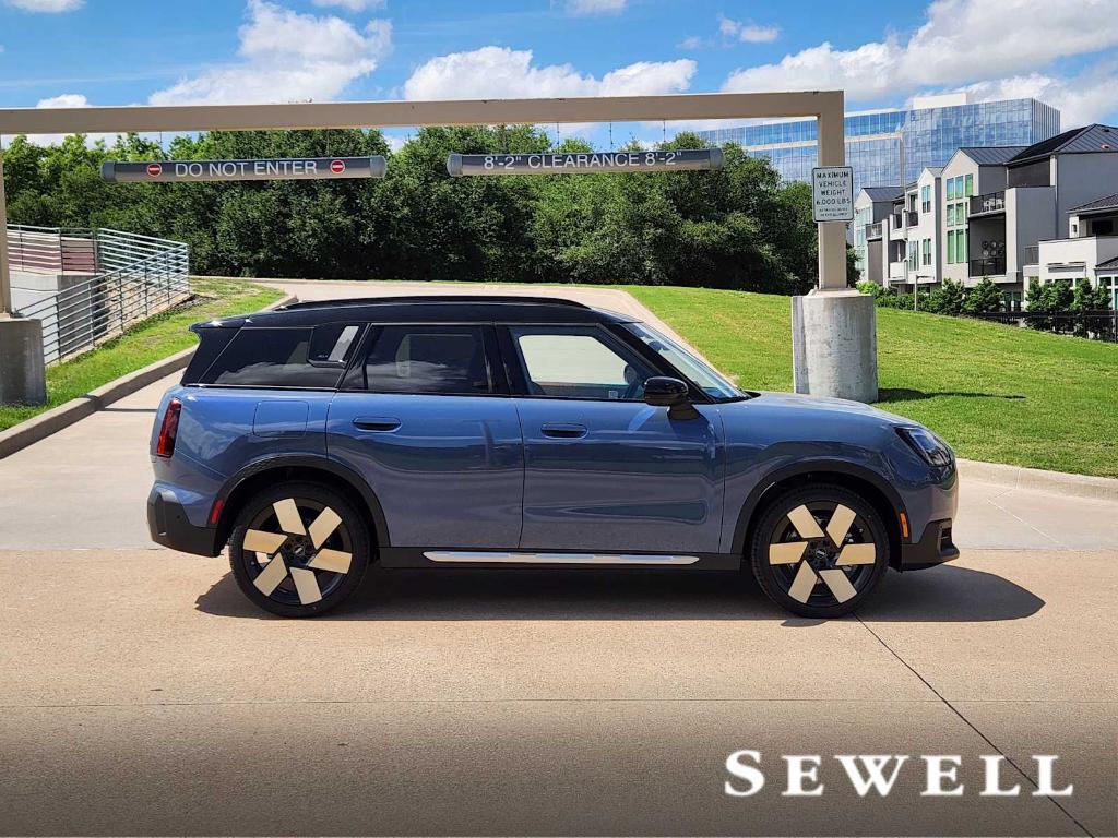 new 2025 MINI Countryman car, priced at $46,125