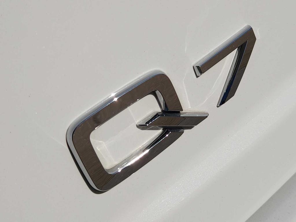 used 2018 Audi Q7 car, priced at $21,790
