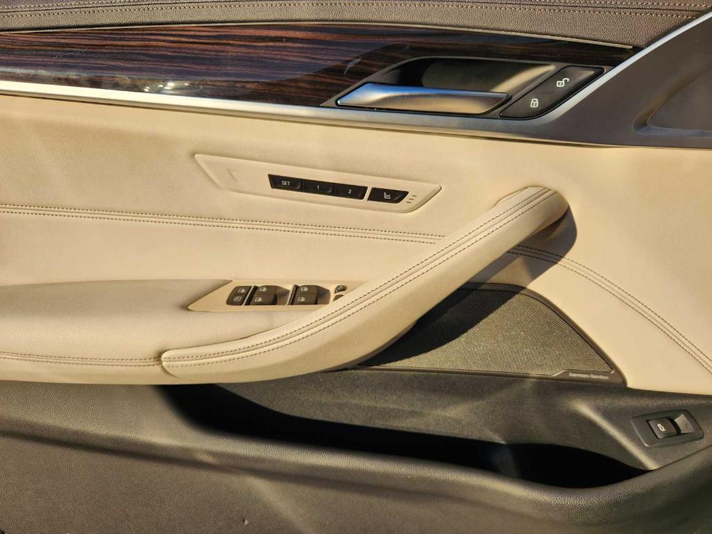 used 2023 BMW 540 car, priced at $47,991