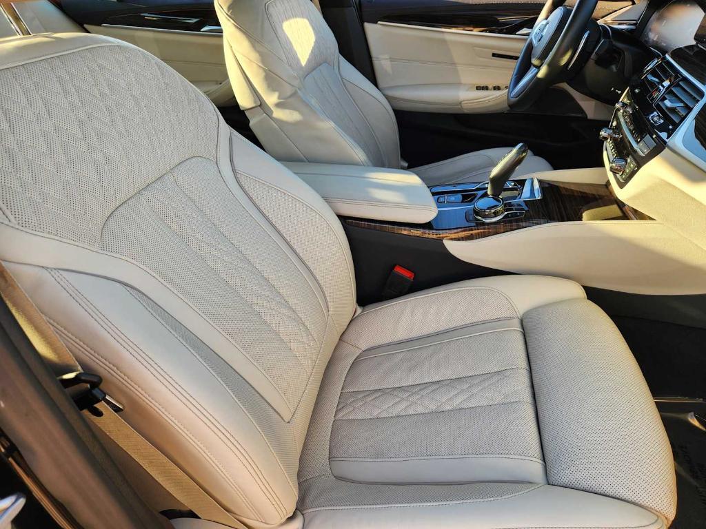 used 2023 BMW 540 car, priced at $47,991