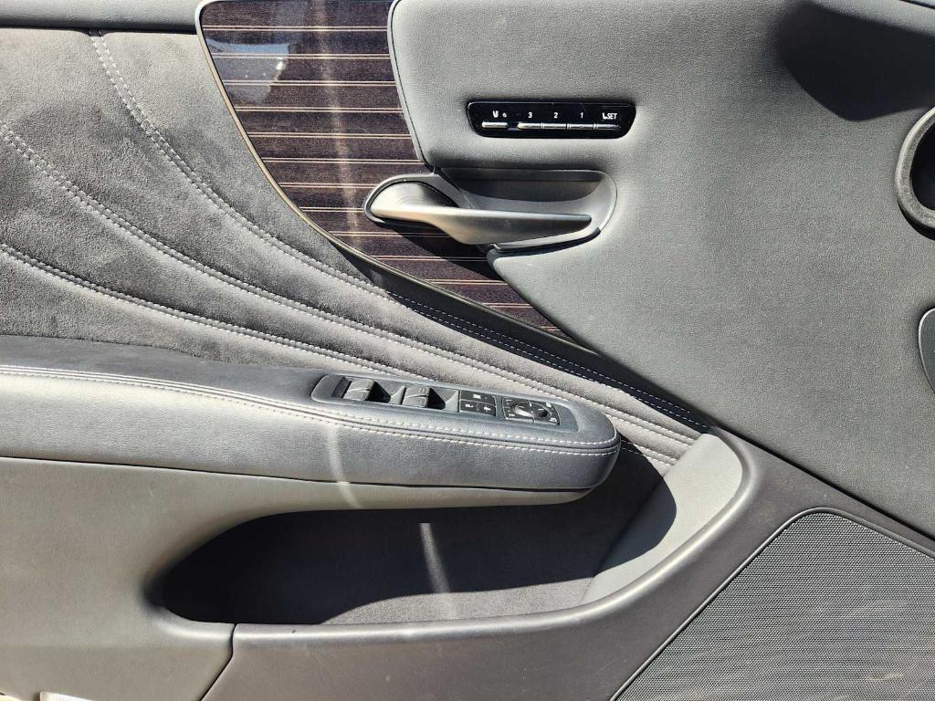 used 2020 Lexus LS 500 car, priced at $50,890
