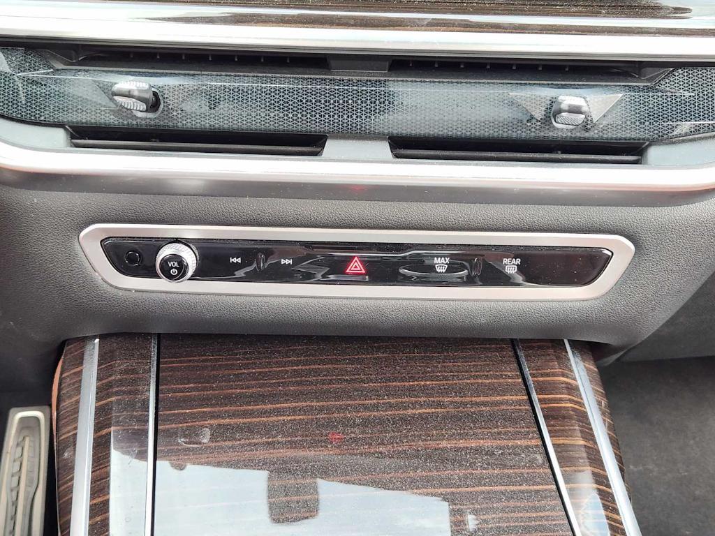 used 2023 BMW X7 car, priced at $73,991