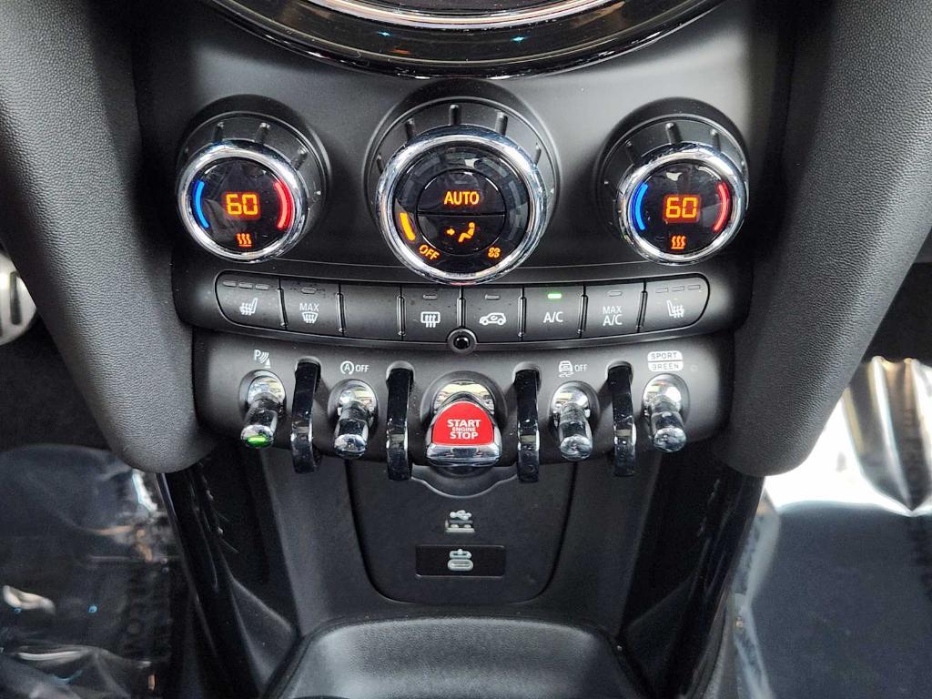 used 2024 MINI Hardtop car, priced at $36,990