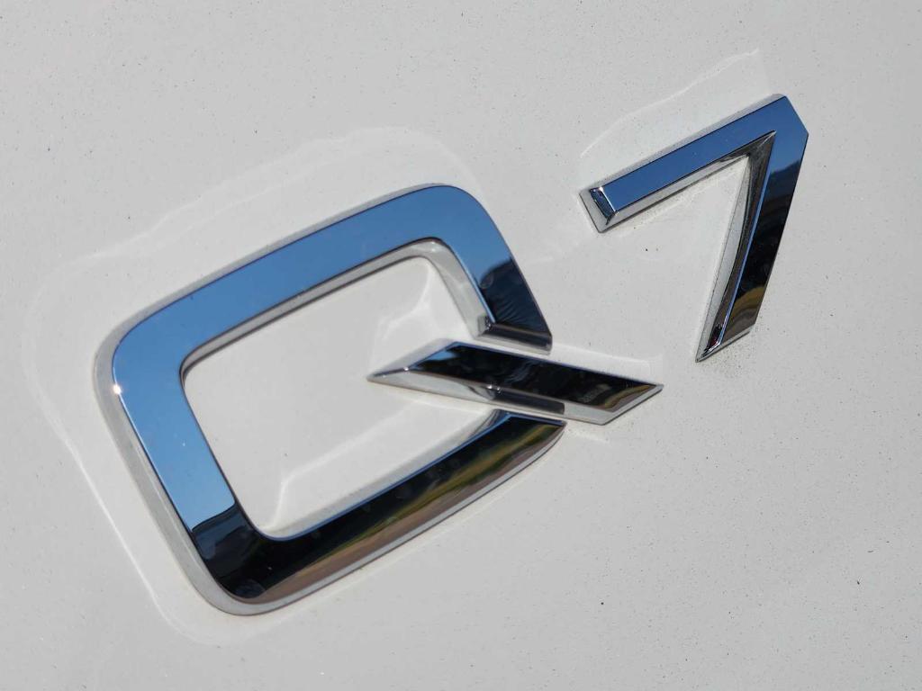 used 2023 Audi Q7 car, priced at $45,391