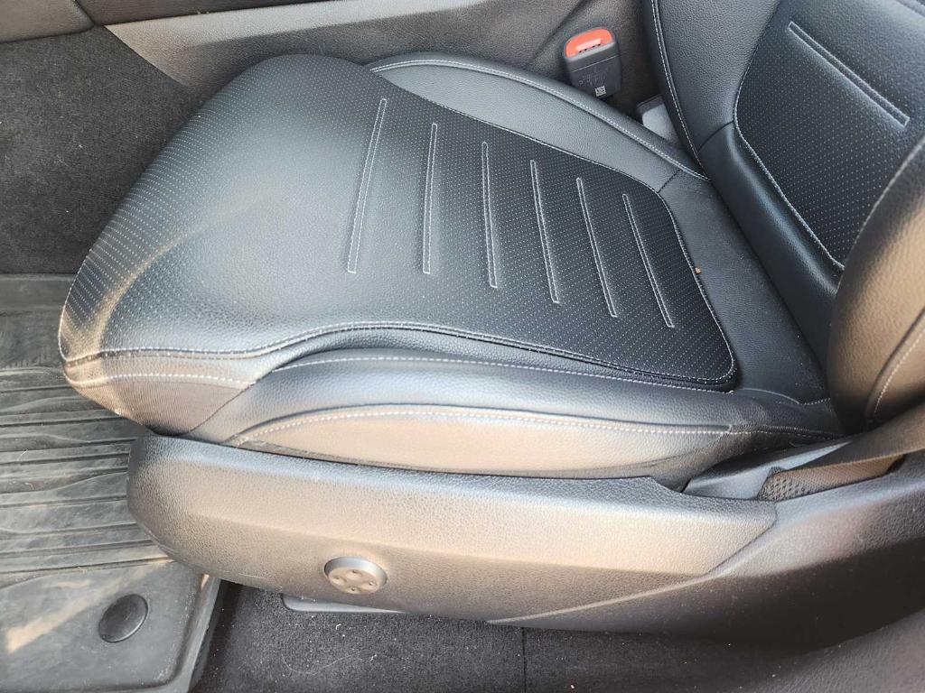 used 2023 Mercedes-Benz GLC 300 car, priced at $39,991