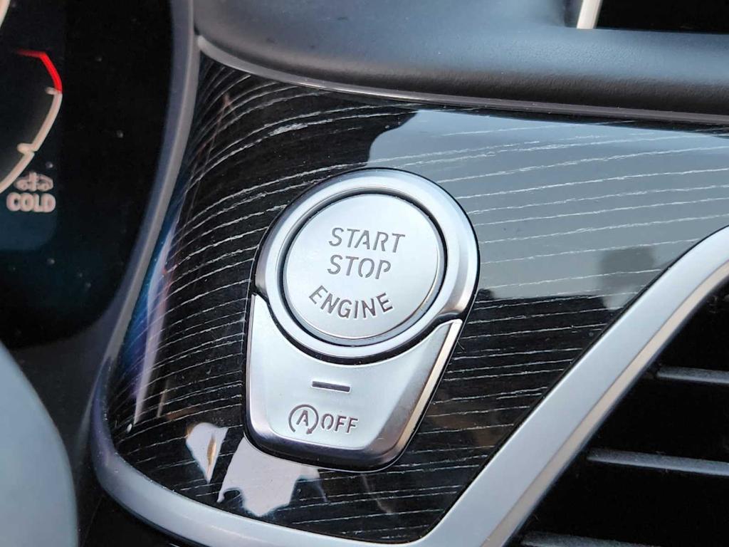 used 2022 BMW 750 car, priced at $53,994