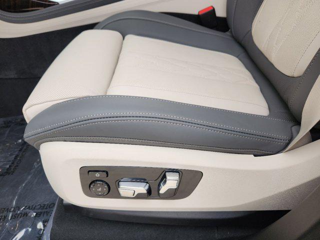 used 2024 BMW X7 car, priced at $106,999