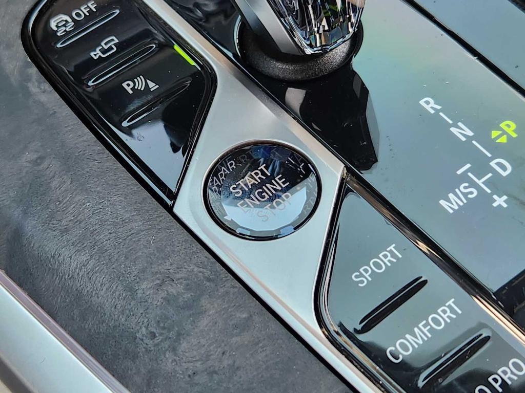 used 2021 BMW X7 car, priced at $56,990