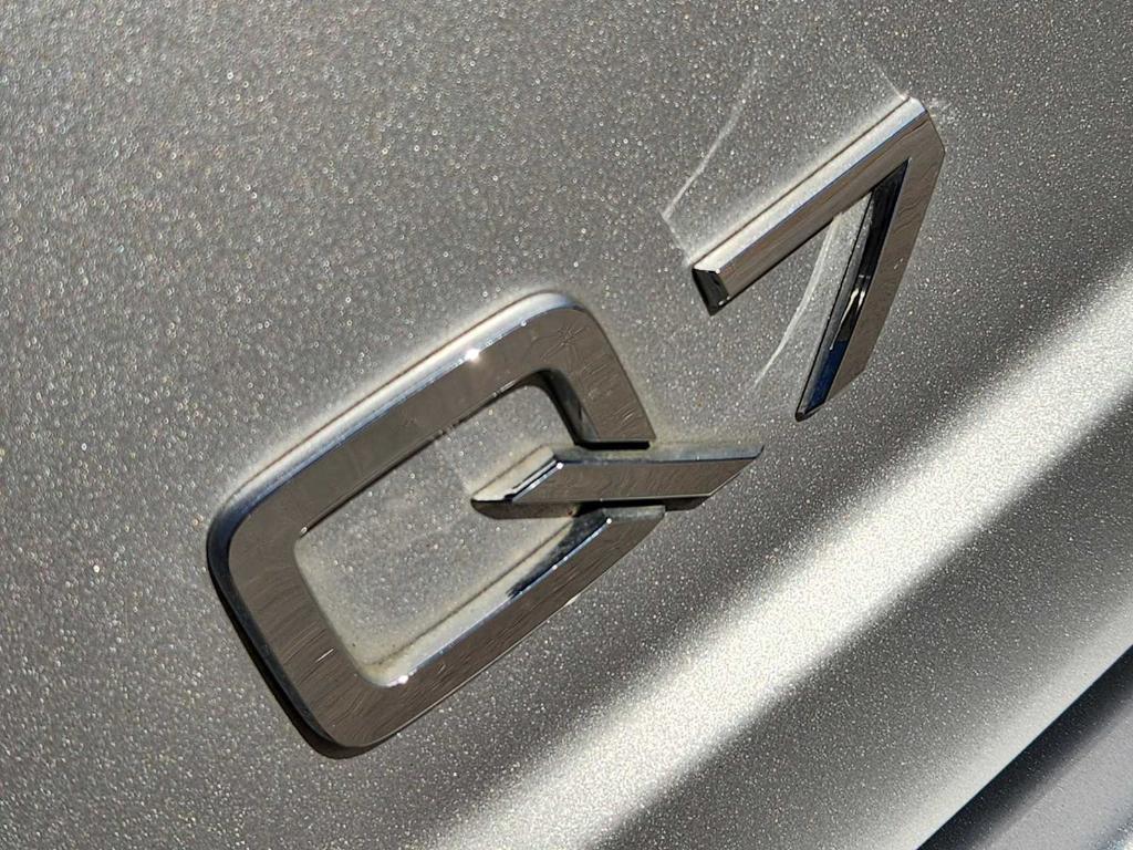 used 2018 Audi Q7 car, priced at $22,990