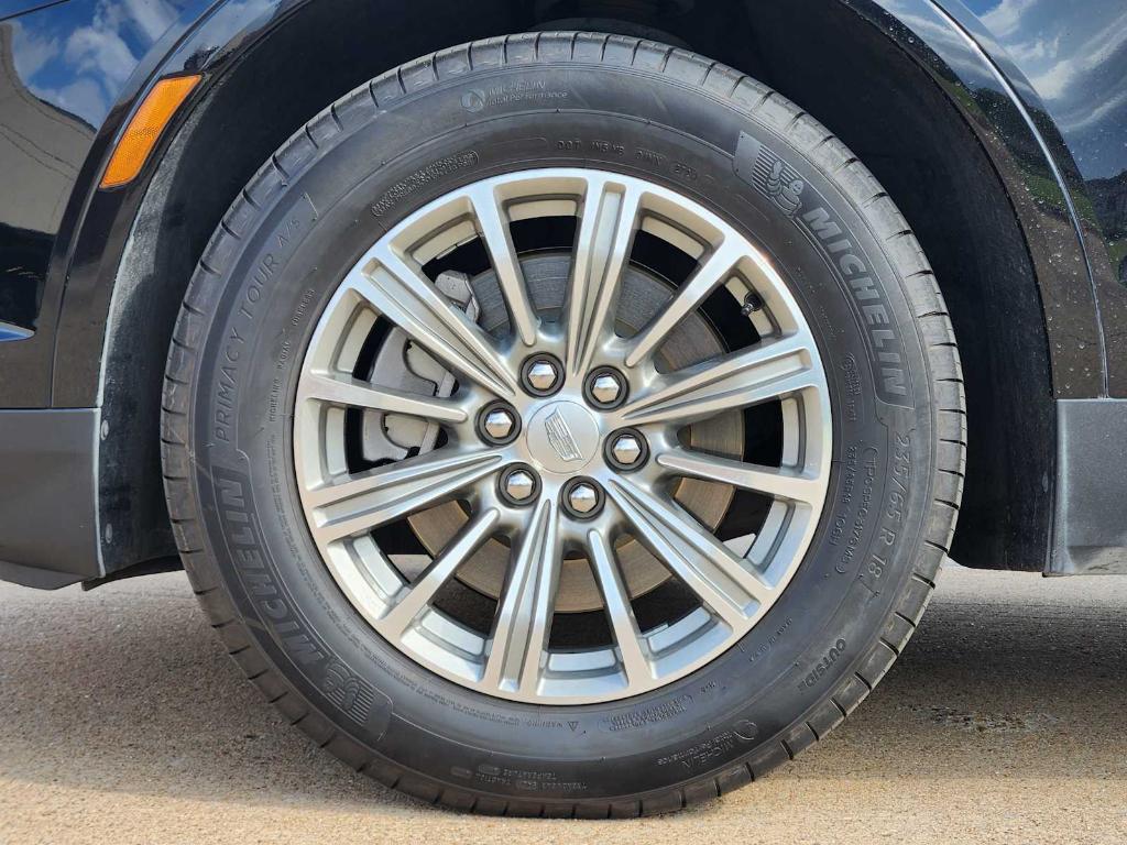 used 2018 Cadillac XT5 car, priced at $22,991