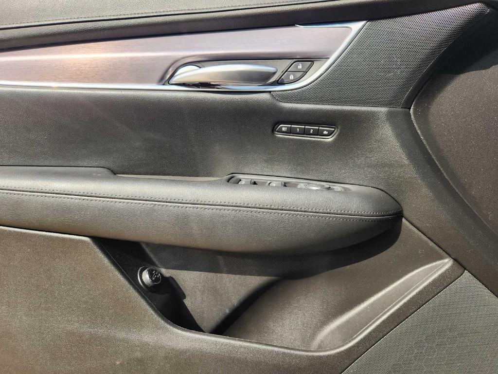 used 2018 Cadillac XT5 car, priced at $22,991