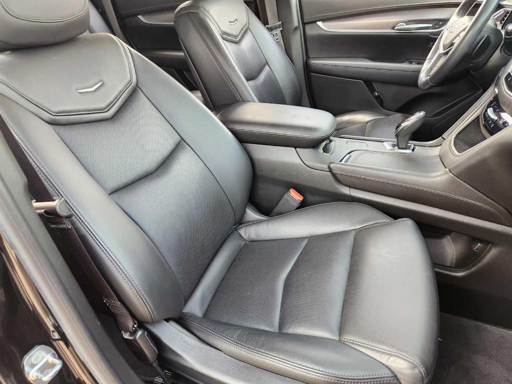 used 2018 Cadillac XT5 car, priced at $22,991