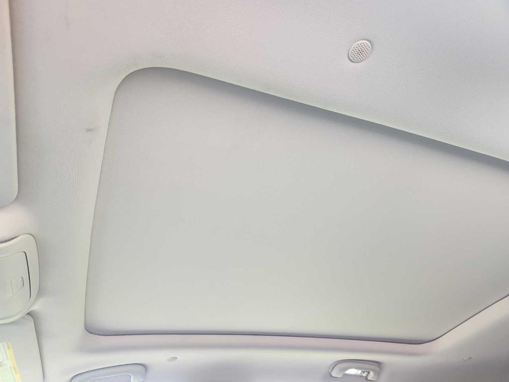 used 2018 Cadillac XT5 car, priced at $22,991