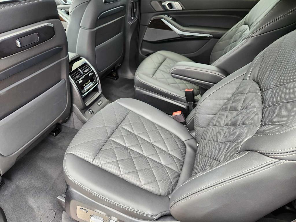 used 2025 BMW X7 car, priced at $81,498