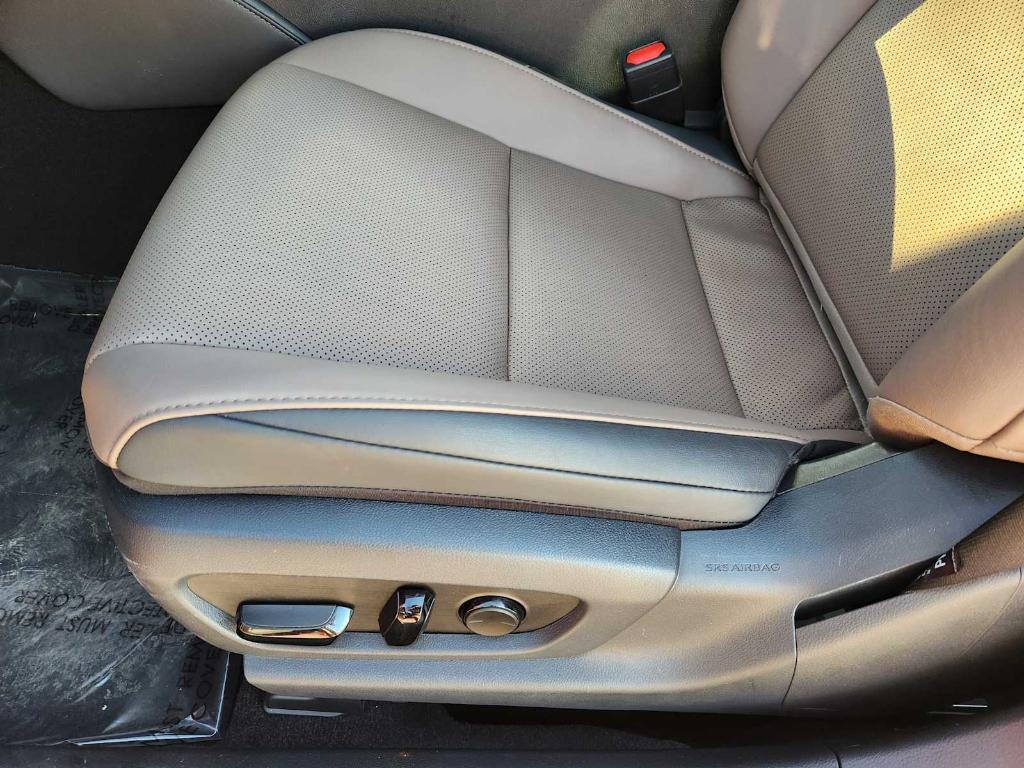 used 2023 Lexus ES 350 car, priced at $35,990