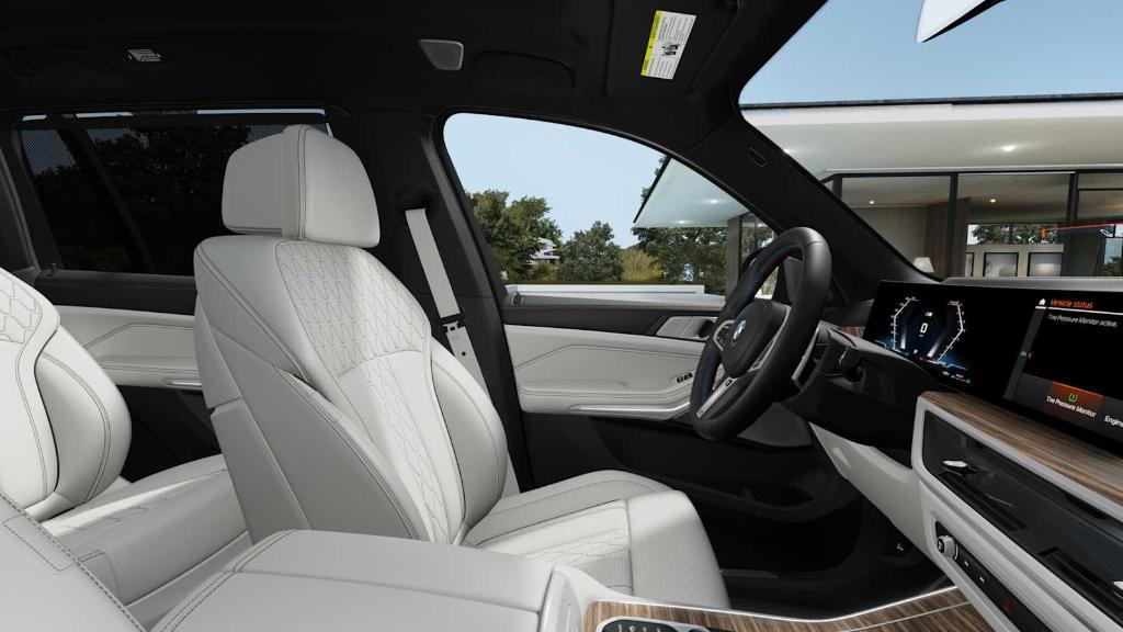 new 2026 BMW X7 car, priced at $125,825
