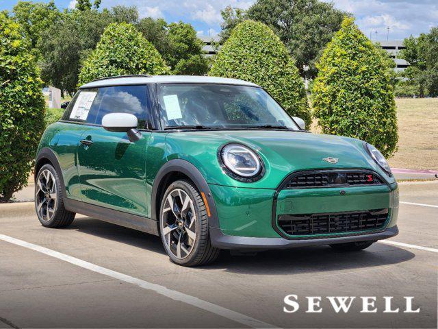 new 2025 MINI Hardtop car, priced at $37,545