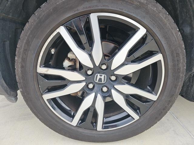 used 2019 Honda Pilot car, priced at $25,990