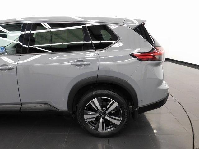 used 2024 Nissan Rogue car, priced at $31,990